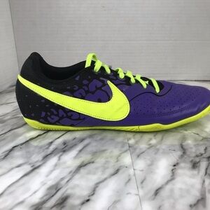 Nike Elastico Indoor soccer sneaker trainers cleats shoes men’s size 7.5